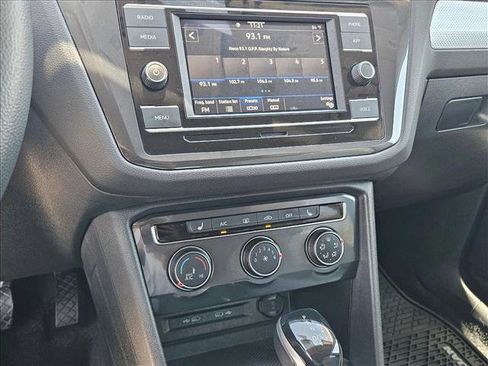 Certified 2022 Volkswagen Tiguan S FWD image 14