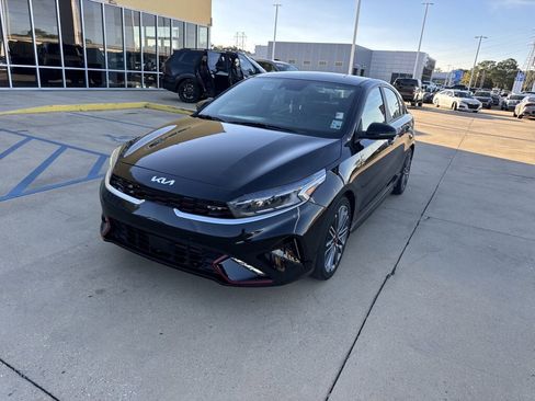 Used 2023 Kia Forte GT image 4