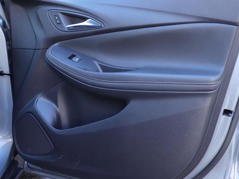 Used 2023 Buick Encore GX Essence w/ Experience Buick Package image 20