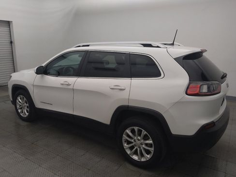 Used 2019 Jeep Cherokee Latitude w/ Popular Appearance Group FWD image 3