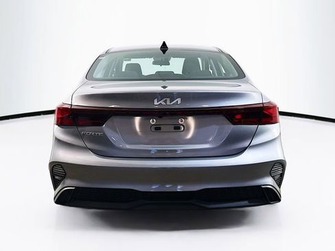 Used 2023 Kia Forte LXS w/ LXS Technology Package image 8