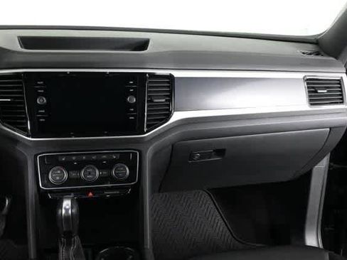 Certified 2023 Volkswagen Atlas Cross Sport SEL image 17