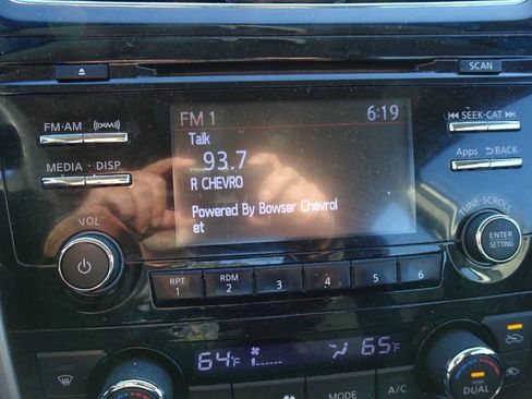 Used 2015 Nissan Altima 2.5 SV image 23