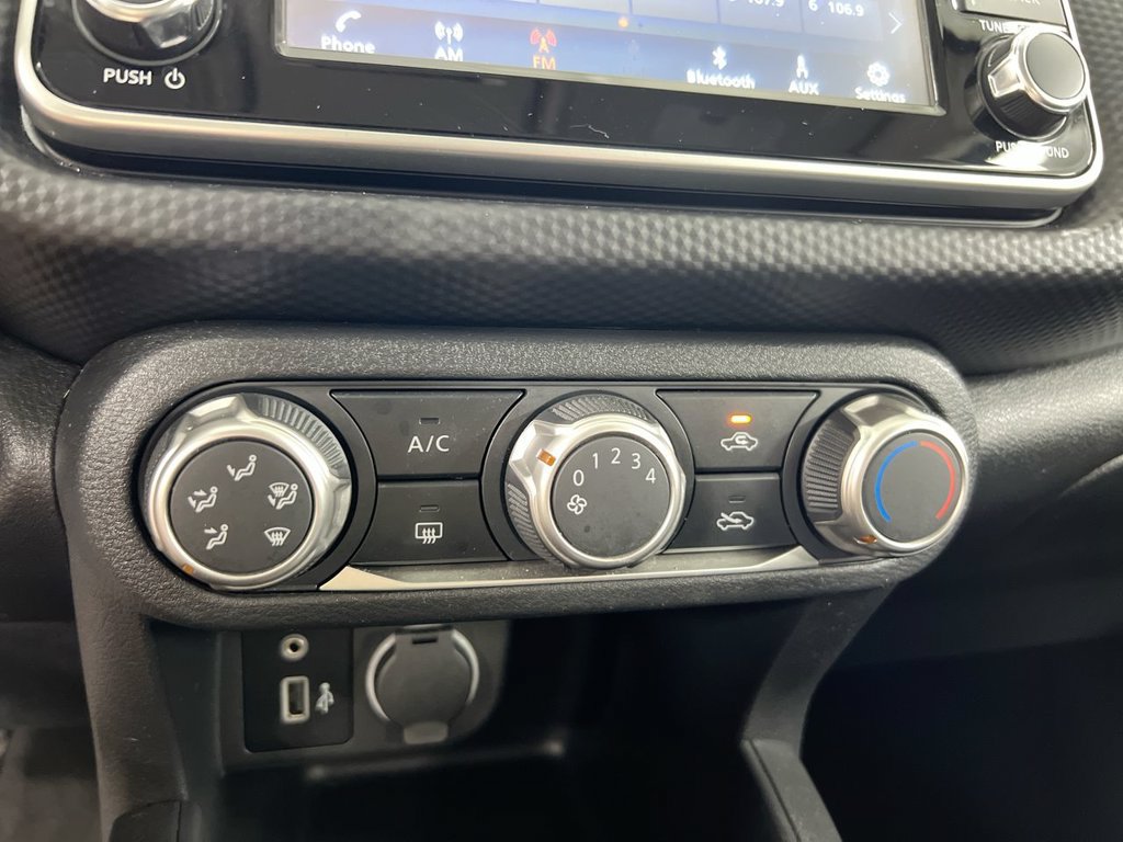 Used 2023 Nissan Kicks S FWD image 16