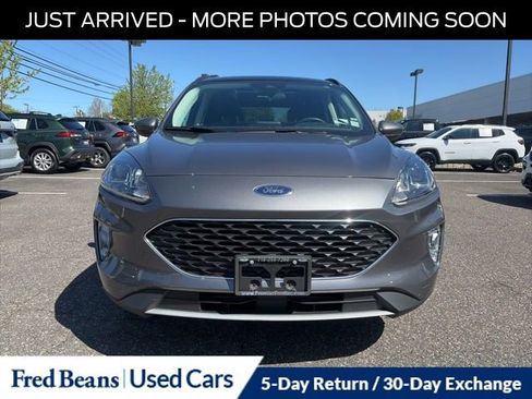 Used 2022 Ford Escape SEL AWD/4WD image 2