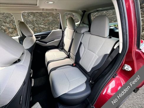Used 2023 Subaru Forester Premium AWD/4WD image 22