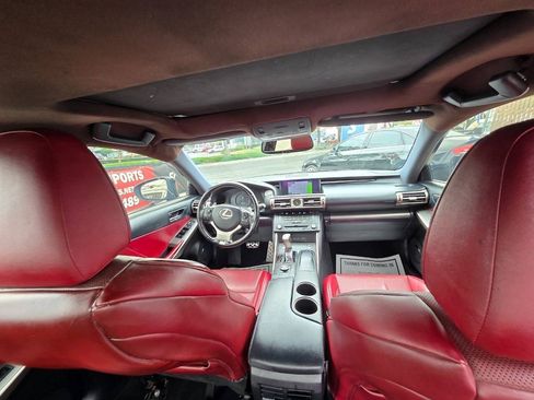 Used 2016 Lexus IS 200t w/ F Sport Package RWD image 29