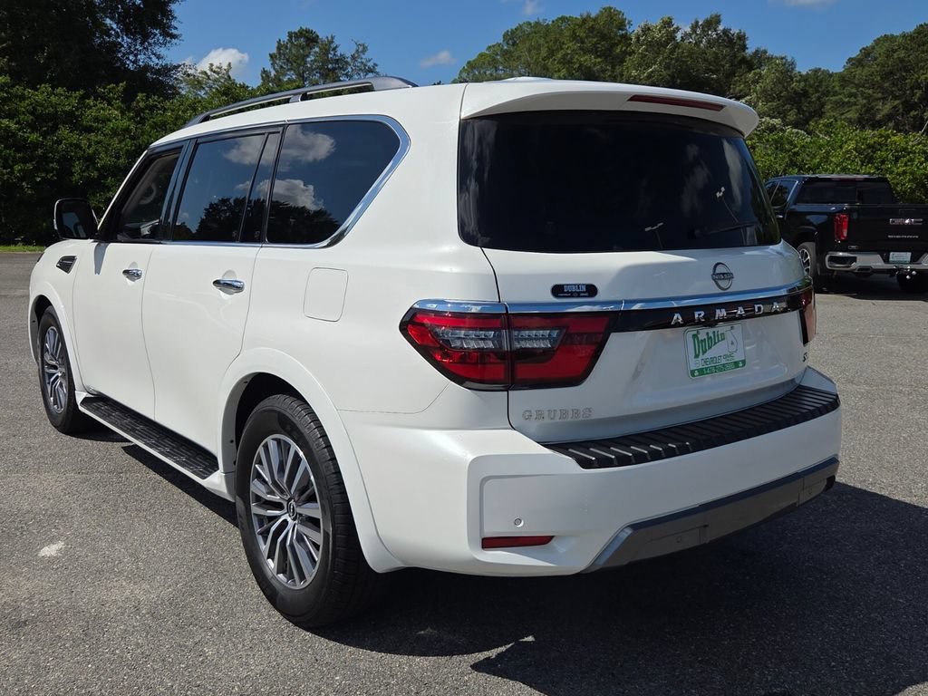 Certified 2023 Nissan Armada SL w/ Captain's Chairs Package AWD/4WD image 10