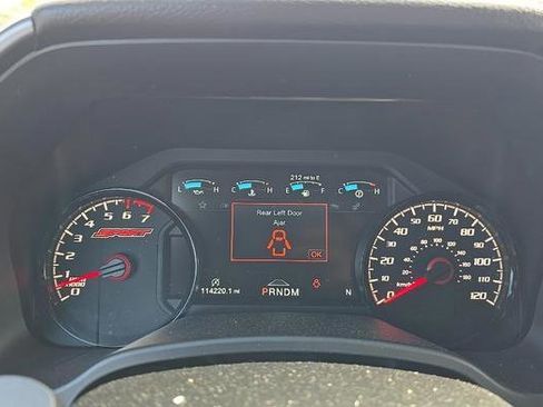 Used 2018 Ford F150 Lariat w/ Equipment Group 502A Luxury AWD/4WD image 11