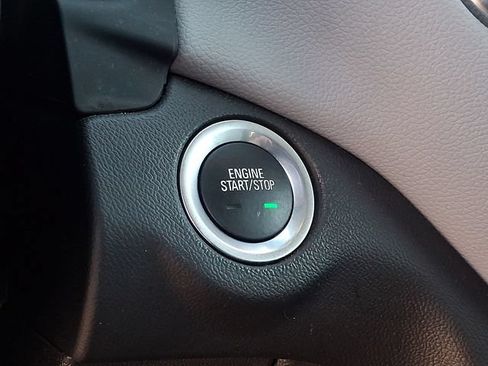 Used 2024 Chevrolet Equinox LT w/ LPO, Floor Liner Package FWD image 20