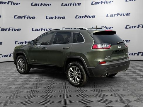 Used 2019 Jeep Cherokee Latitude Plus w/ Cold Weather Group AWD/4WD image 3