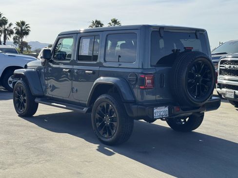 Certified 2025 Jeep Wrangler Sahara AWD/4WD image 5