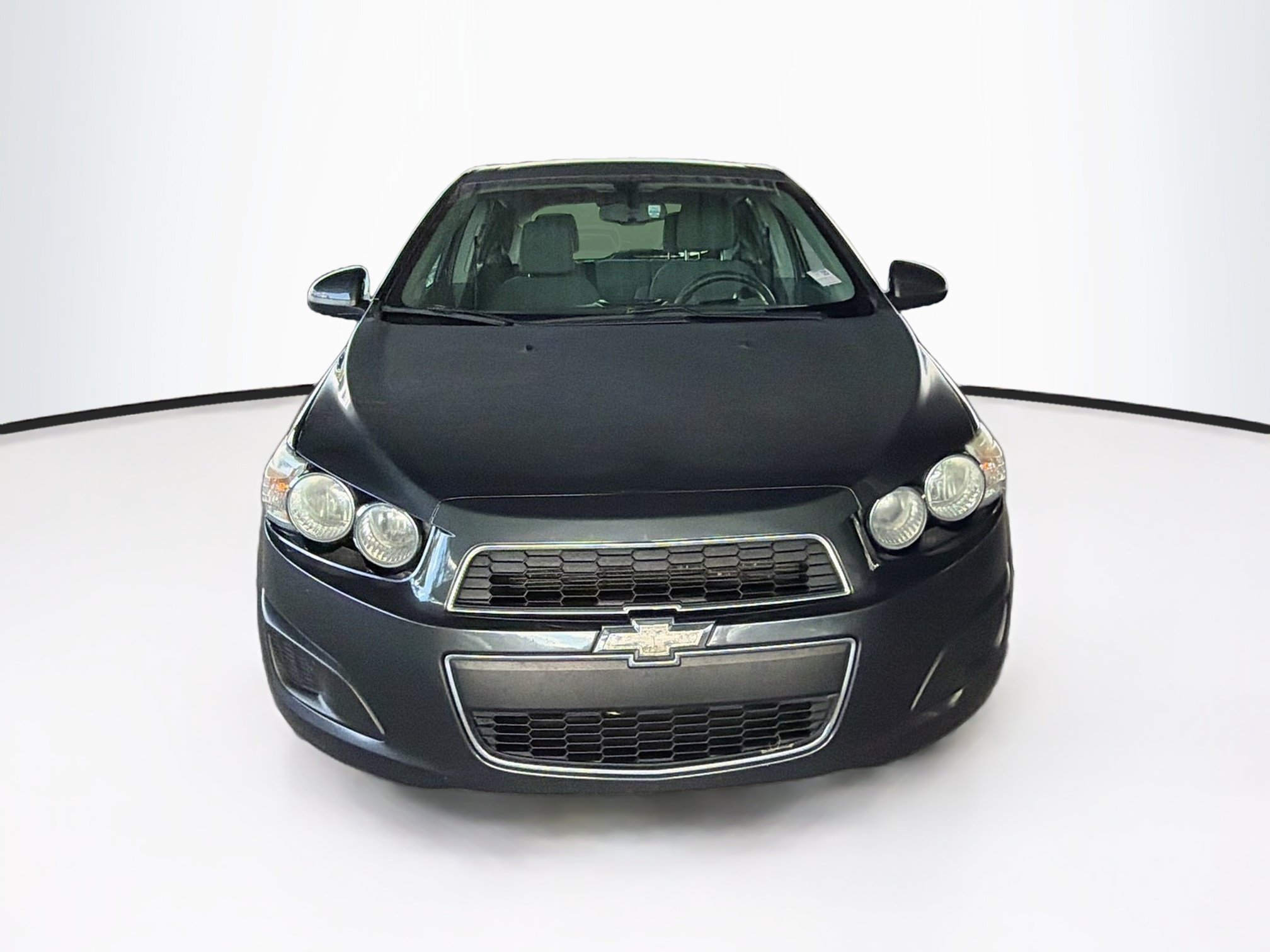Used 2015 Chevrolet Sonic LT FWD image 2