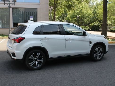 Used 2021 Mitsubishi Outlander Sport SE AWD/4WD image 7