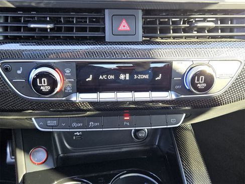 Used 2022 Audi S5 Premium Plus image 17