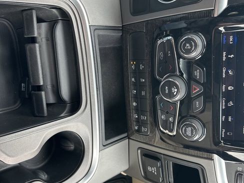 Used 2018 RAM 1500 Limited image 17