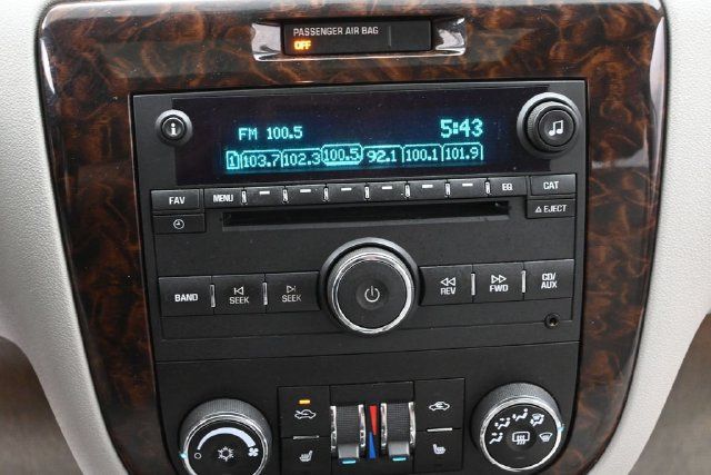 Used 2014 Chevrolet Impala LTZ FWD image 24