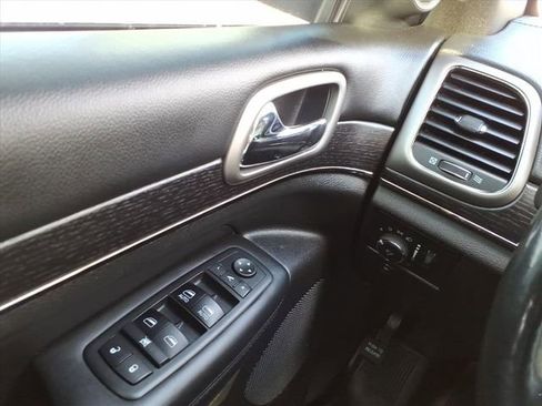 Used 2018 Jeep Grand Cherokee High Altitude image 21