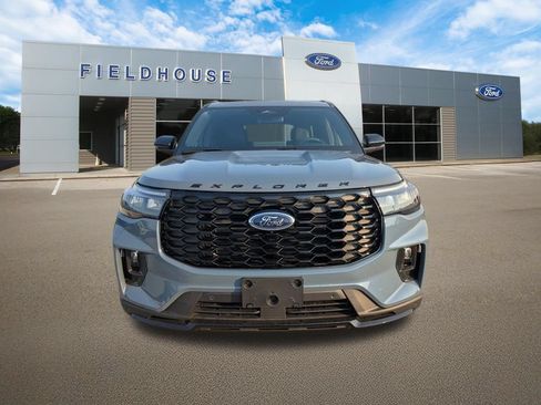 New 2026 Ford Explorer ST-Line w/ ST-Line Street Pack AWD/4WD image 2