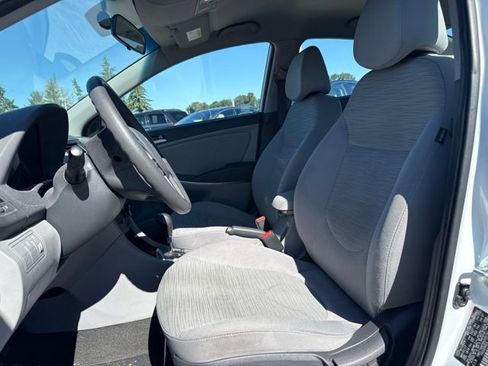 Used 2017 Hyundai Accent Value Edition FWD image 12