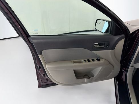 Used 2012 Ford Fusion SE FWD image 23