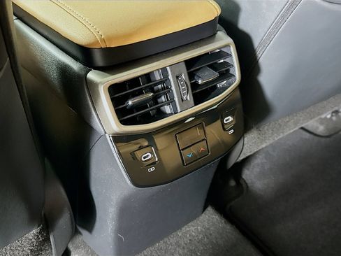 Used 2024 Lexus RX 350 Premium Plus w/ Convenience Package FWD image 27