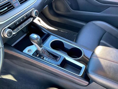 Used 2024 Nissan Altima 2.5 SR image 15