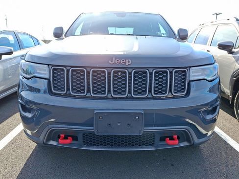 Used 2017 Jeep Grand Cherokee Trailhawk w/ Trailhawk Luxury Group image 2