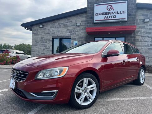 Used 2015 Volvo V60 T5 Premier Plus image 1
