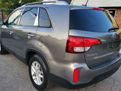 Used 2014 Kia Sorento LX w/ Touring Package (LX) FWD image 6