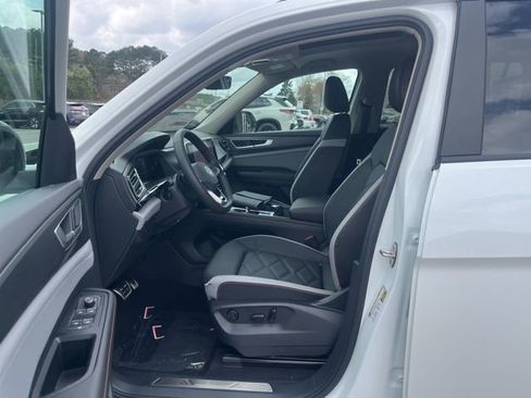 New 2026 Volkswagen Atlas Peak Edition AWD/4WD image 22