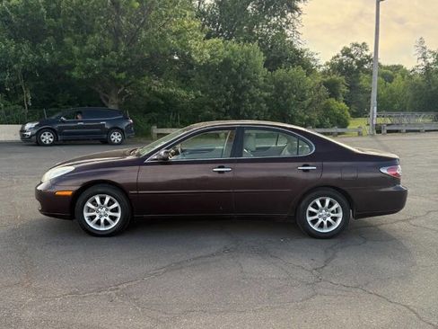 Used 2002 Lexus ES 330 FWD image 3
