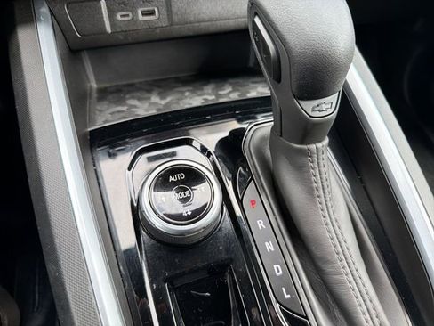 Used 2023 Chevrolet Colorado Trail Boss w/ Technology Package AWD/4WD image 24