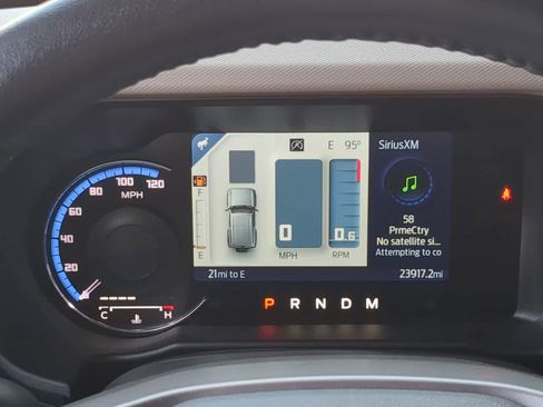 Used 2023 Ford Bronco Wildtrak image 37