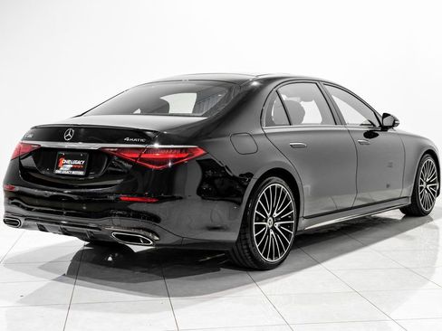Used 2023 Mercedes-Benz S 580 4MATIC Sedan w/ AMG Line image 5