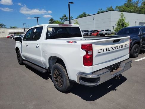 Used 2022 Chevrolet Silverado 1500 LT image 3