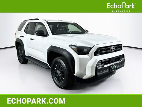 Used 2025 Toyota 4Runner SR5 AWD/4WD image 1