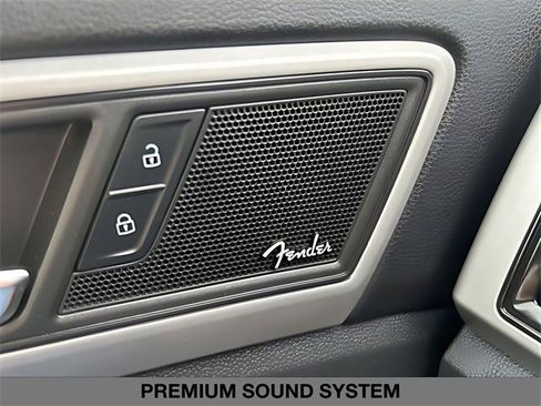 Used 2022 Volkswagen Atlas SEL Premium image 36