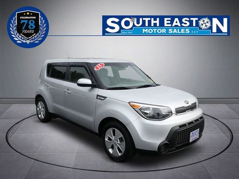 Used 2015 Kia Soul image 2