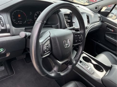 Certified 2025 Honda Ridgeline RTL image 15