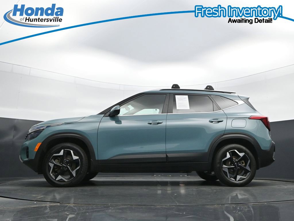Used 2025 Kia Seltos EX AWD/4WD image 32