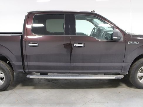 Used 2018 Ford F150 XLT w/ Equipment Group 302A Luxury image 11