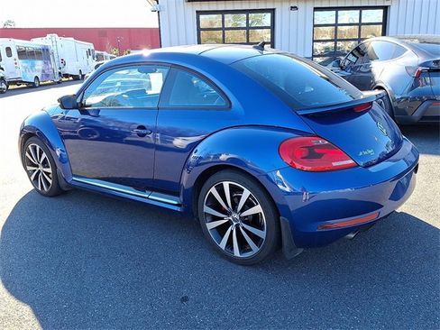 Used 2013 Volkswagen Beetle R-Line image 6