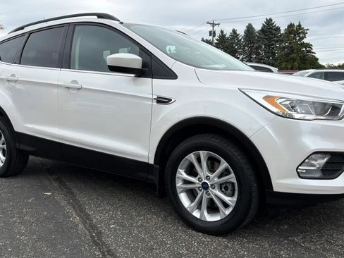 Used 2018 Ford Escape SEL w/ Ford Safe & Smart Package AWD/4WD image 13