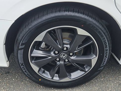 Certified 2024 Honda Odyssey Elite image 9