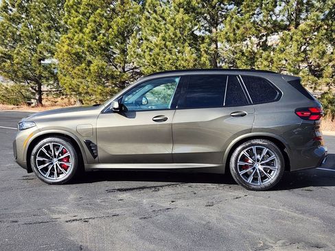 New 2026 BMW X5 xDrive50e AWD/4WD image 2
