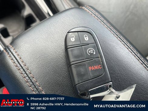Used 2022 Jeep Compass Limited AWD/4WD image 13
