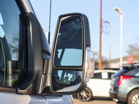 Used 2022 Ford Transit 350 XLT image 14