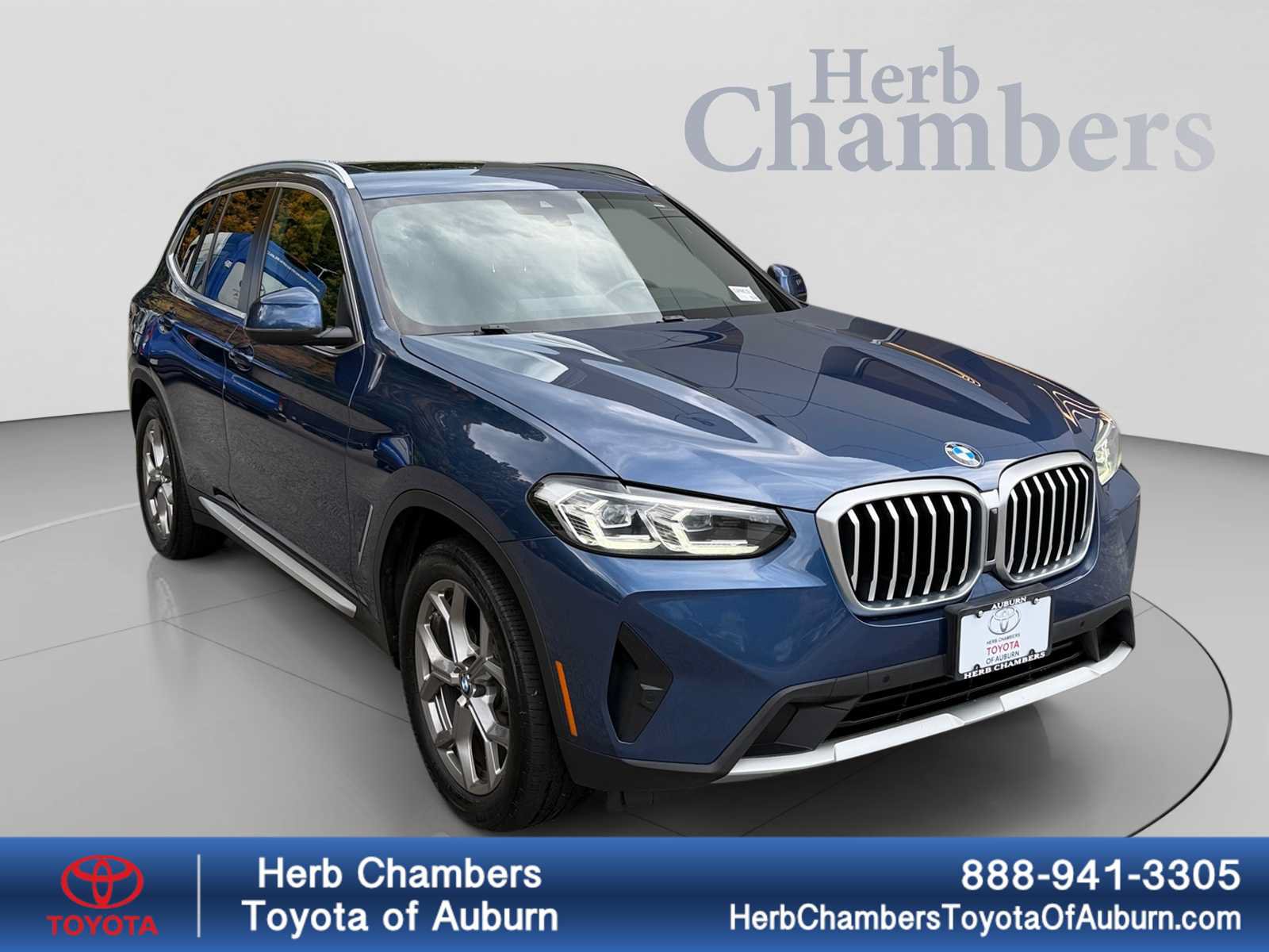 Used 2022 BMW X3 xDrive30i AWD/4WD image 1