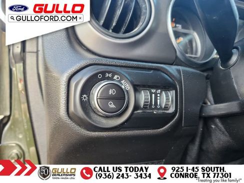 Used 2021 Jeep Gladiator Sport AWD/4WD image 22